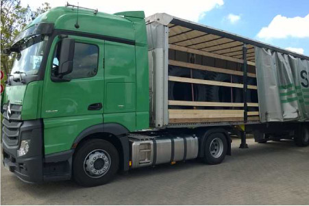 LKW mit Edscha Verdeck